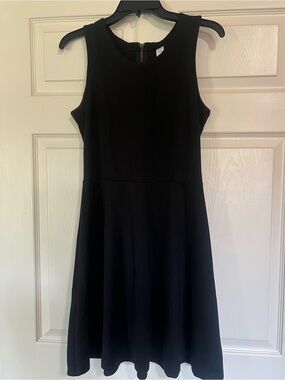 Old Navy Black Sleeveless Fit-and-Flare Dress